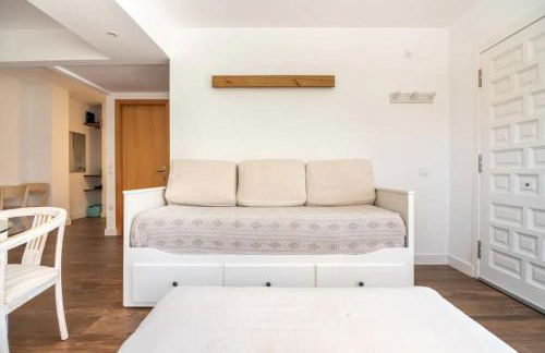 Can Juancho: casita de playa en la Costa dorada - Foto 17