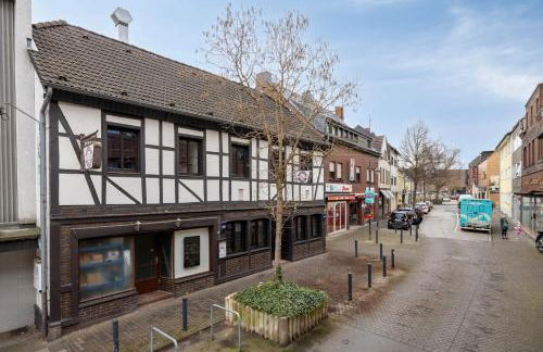 Deine Bude - 4 Doppelzimmer, 2 Bäder, Küche - Photo 24