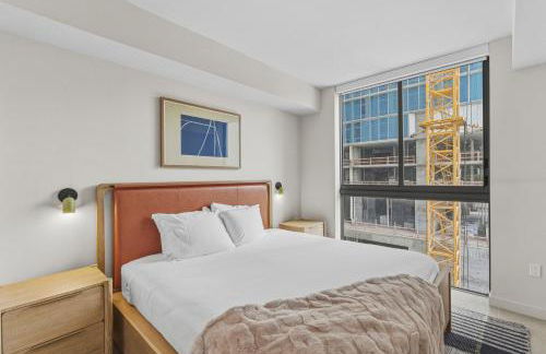 Spacious Condo to Steps from the Kaseya Center - Foto 2