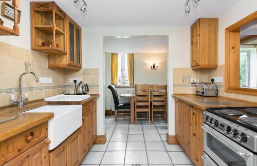 Coach House - Photo 6