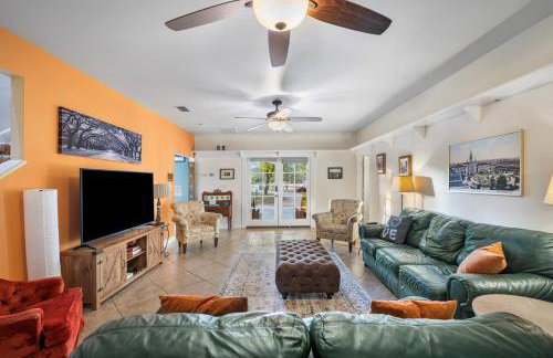 Waterfront & Pet-friendly 3-Acre Home with fire-pit - Photo 4