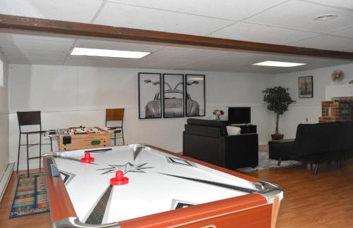 Walk To Parks, Dining & Lake! Game Room! Hot Tub! - Foto 29