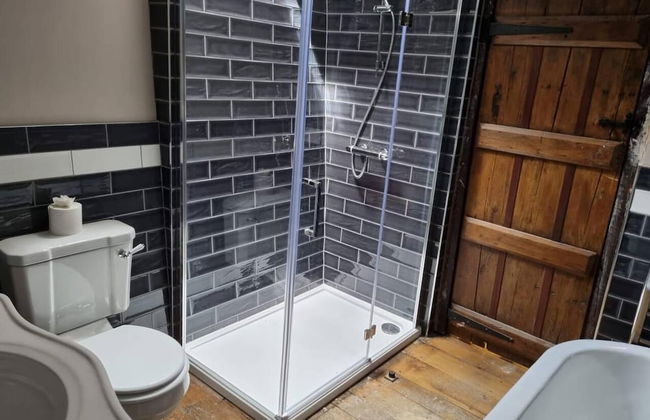 Remarkable 4-bed Cottage in Cearleon - Foto 13