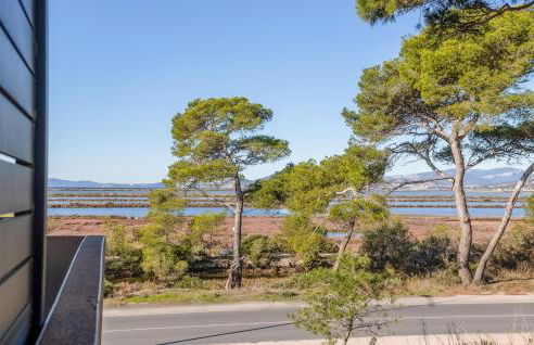 Awesome Apartment In Hyères With Wifi - Foto 9