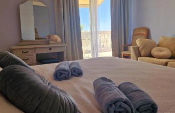 Gabriella House - Photo 11