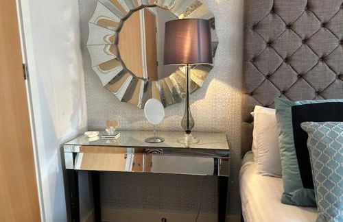 Three Bedroom Stylish London Apartment - Foto 13