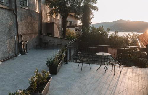 Romantic Room AL RIFUGIO DEI SOGNI terrazza con vista lago mozzafiato - Foto 36