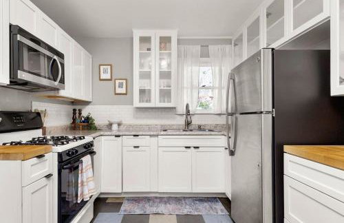 Stylish and Cozy 2BR in Vibrant East Austin - Foto 9