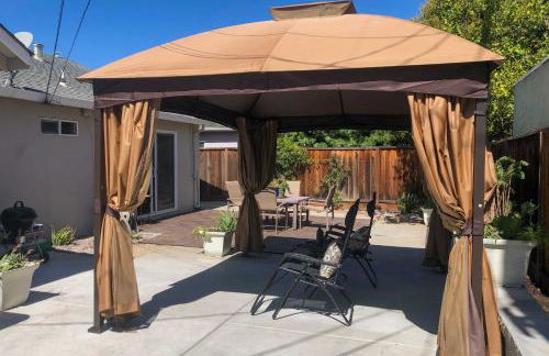 Family Home in Walkable Area Near Silicon Valley! - Foto 30