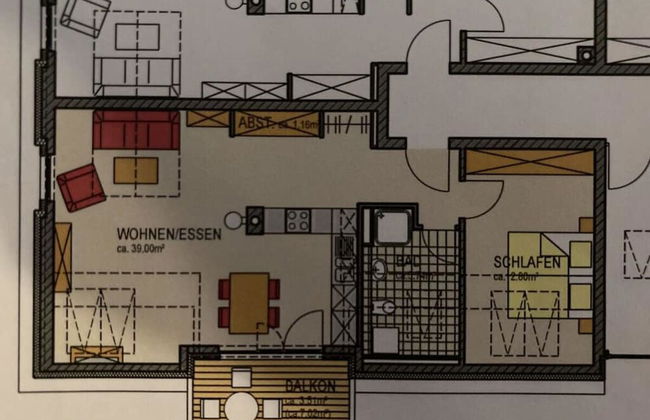 Beach Apartment With sea Views - Photo 9