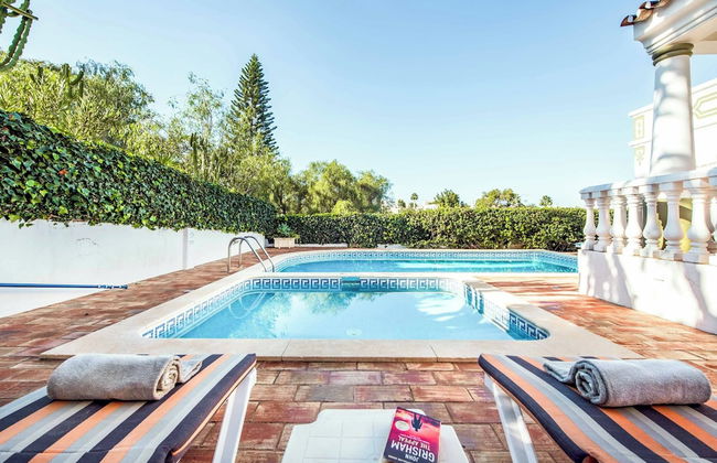 Villa Cardona - Foto 1