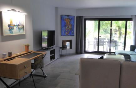 By the Beach - Foto 8