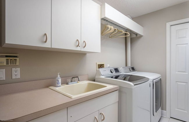 Nokomis Pool Home on the Canal - Foto 46