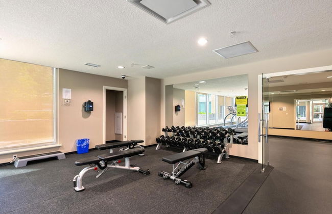 Modern Calgary Apartments - Calgary 1320 1St SE 1503 P4 2Bd 2bath - Photo 8