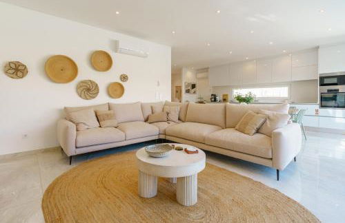 Paradise Villa, luxury villa near the beach - Photo 6