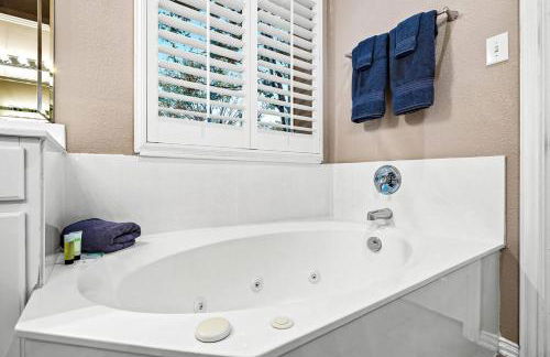 Rockwall Urban Oasis-Pool/Spa/Games/Park/Lakeside - Foto 34