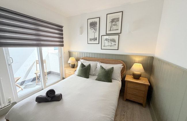 The Urban Retreat - Photo 2