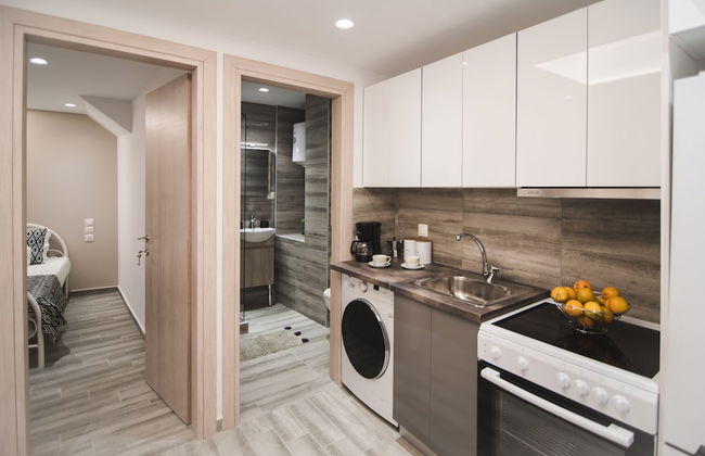 Contemporary Studios Historic Center - Photo 17