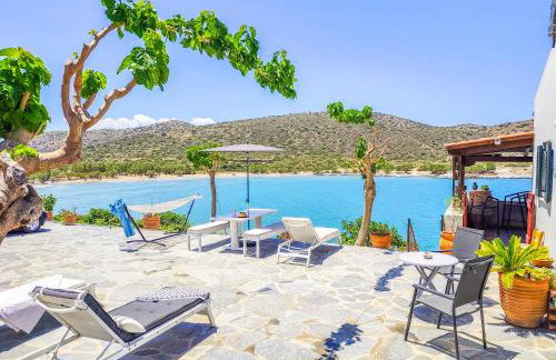 Tholos Alexandra's Beachfront House - Photo 36