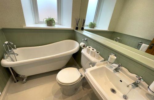 Beautifully Presented 3BR Luxury Apartment - Pass the Keys - Foto 18