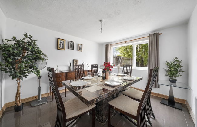 House - Sleeps 8 & On-site Parking - Foto 9