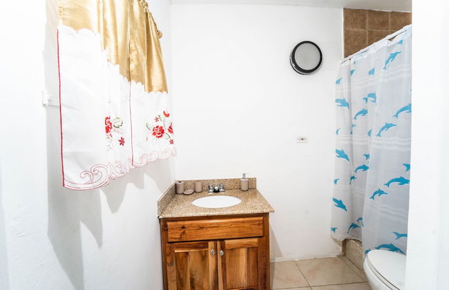 Skyline Suites, Breathtaking Mountains & City View 1 Bedroom Apts by RedAwning - Foto 8