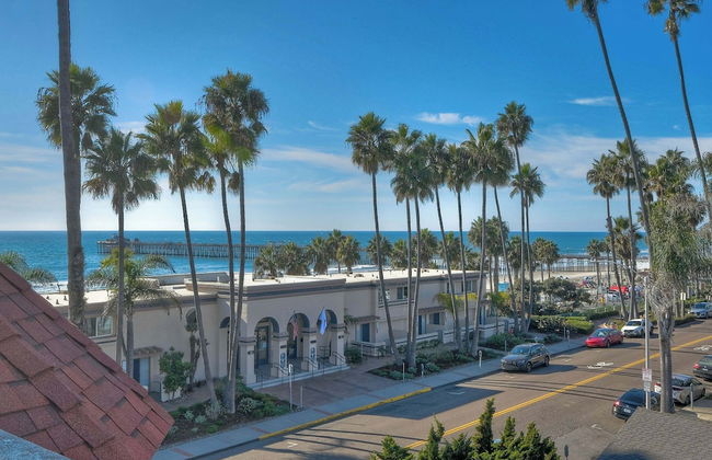 South Pacific Walk to Beach! - Foto 33