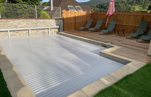 L'Impasse 2-6 personnes, spa, cheminée et piscine en été - Foto 5