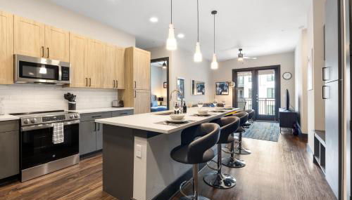 Modern Comfort North Austin with Balcony and Workspace - Foto 2