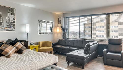 6 Mi to Downtown Cleveland: Lakeview Condo! - Foto 4