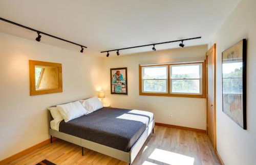 13 Mi to Catamount Mountain Resort Studio with Deck - Foto 11