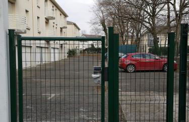 Joli studio - Parking Privé - WIFI Très Haut Débit - Au calme - Foto 20