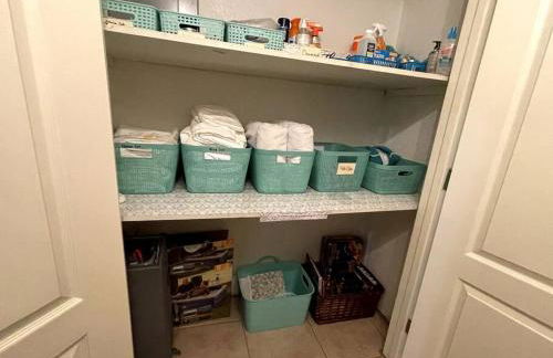 Rest, Relax & enjoy the entire cozy vacational home! - Photo 2