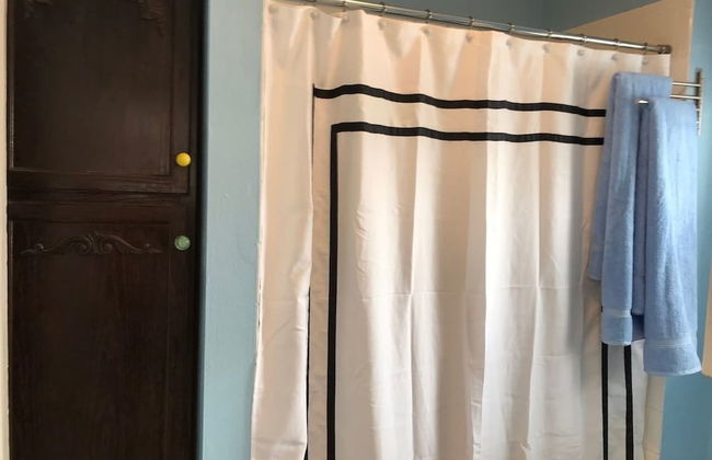 Cannabis Castle Historic Home in Baker District - Foto 40