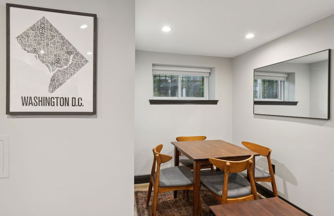 Charming 2BR Townhouse Condo in Heart of DC - Foto 12