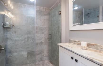 Sea View and Sunrise Top Floor Ocean Pointe 2412 - Foto 20