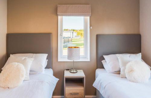 Luxury lodge - St Helens - Photo 2