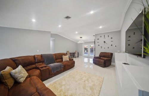 Luxury Vacation Home - Private Pool Outdoor Living - Foto 36