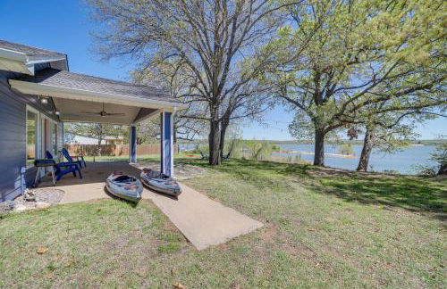 Lakefront Eufaula Cabin with Fire Pit and Private Dock - Foto 30
