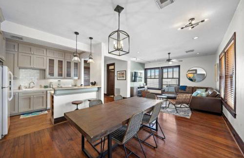 Modern apartment in historic downtown Galveston close to the Strand - Foto 10