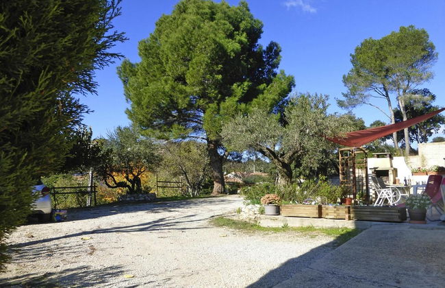 Holiday Cottage With Private Terrace, Bellegarde - Foto 44