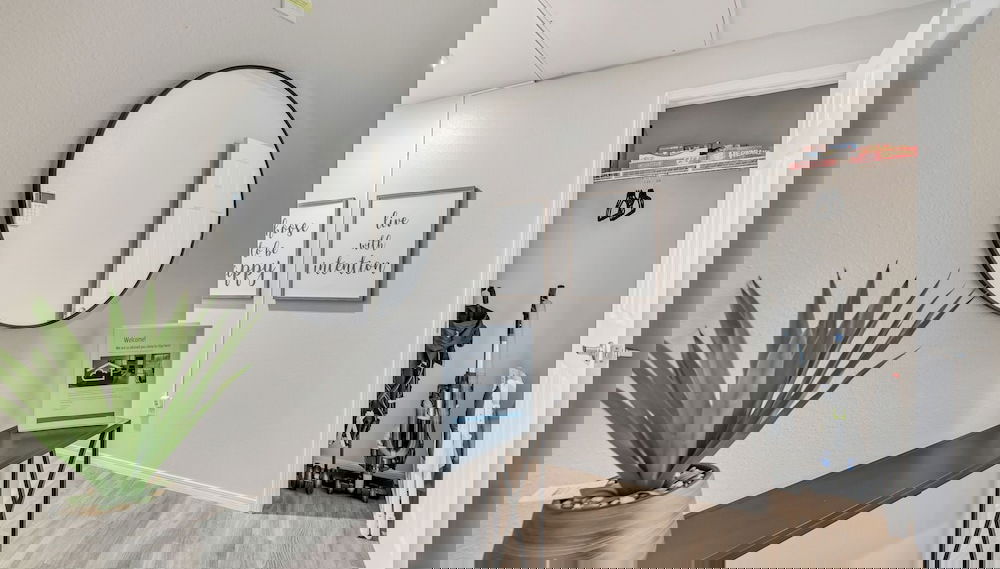 Entrada (vista interior)