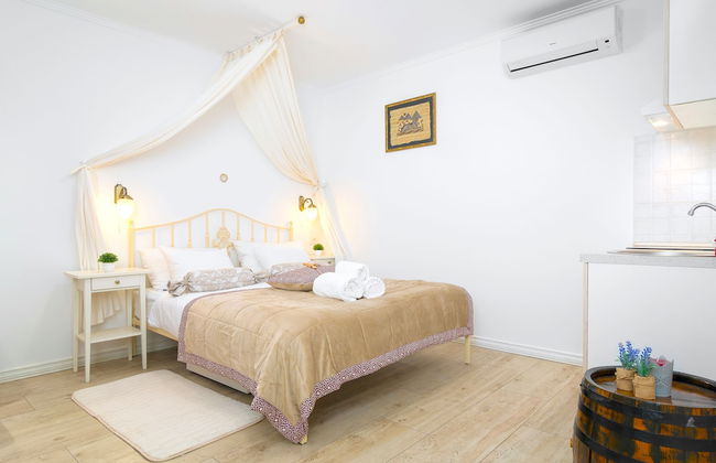 Gaius Aurelius Valerius - Photo 7