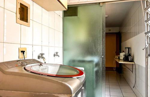 Apto espacoso c WiFi prox a Marginal Pinheiros SP - Foto 15