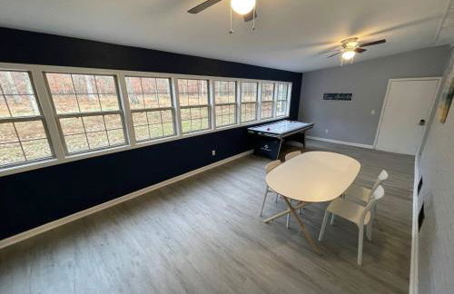 Remodeled Cottage With Sunroom - Foto 14