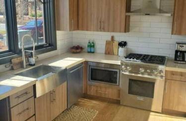 Spectacular Mountain views Year round - Photo 6