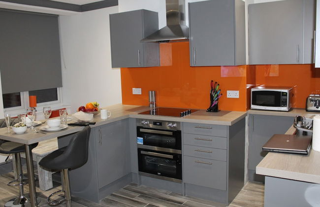 Townhouse @ 282 Walthall Street Crewe - Photo 4