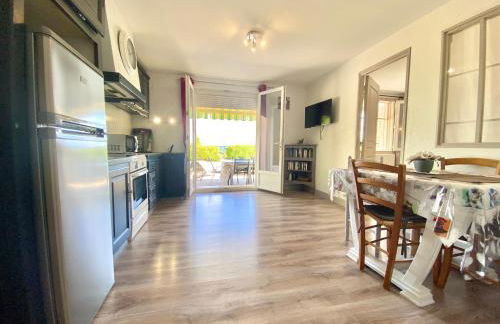 MAISON AXALY SAINT MARTIN D’ARDECHE 12 PERSONNES AVEC PISCINE - Foto 23