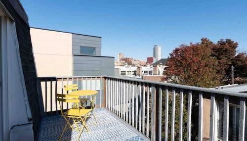 1918 Duplex with Character City Center - Foto 3