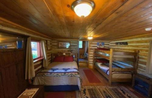 Rustic, Cozy Log Cabin Rental near Idaho Falls - Foto 29